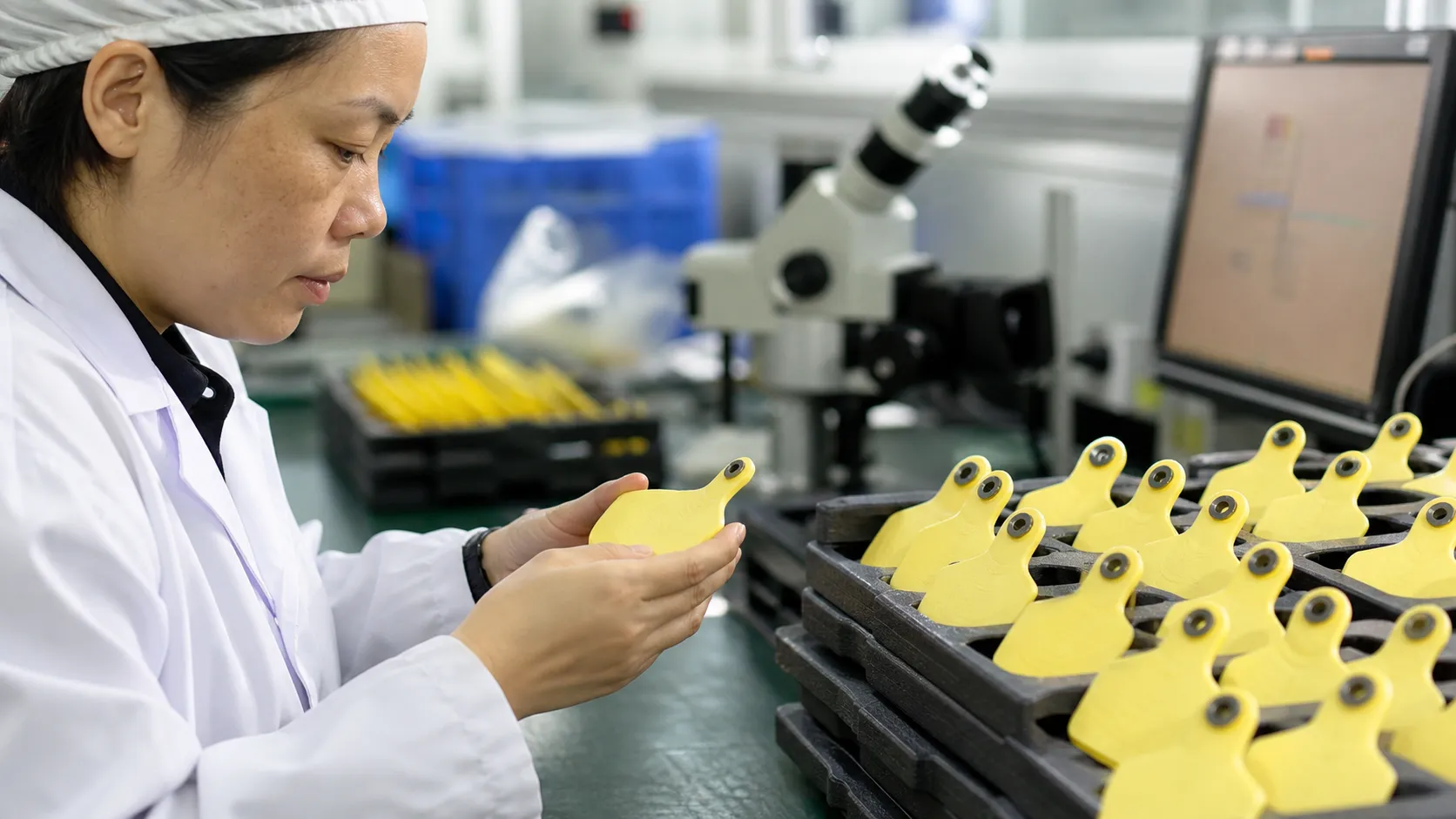 UHF RFID ear tag production quality assurance