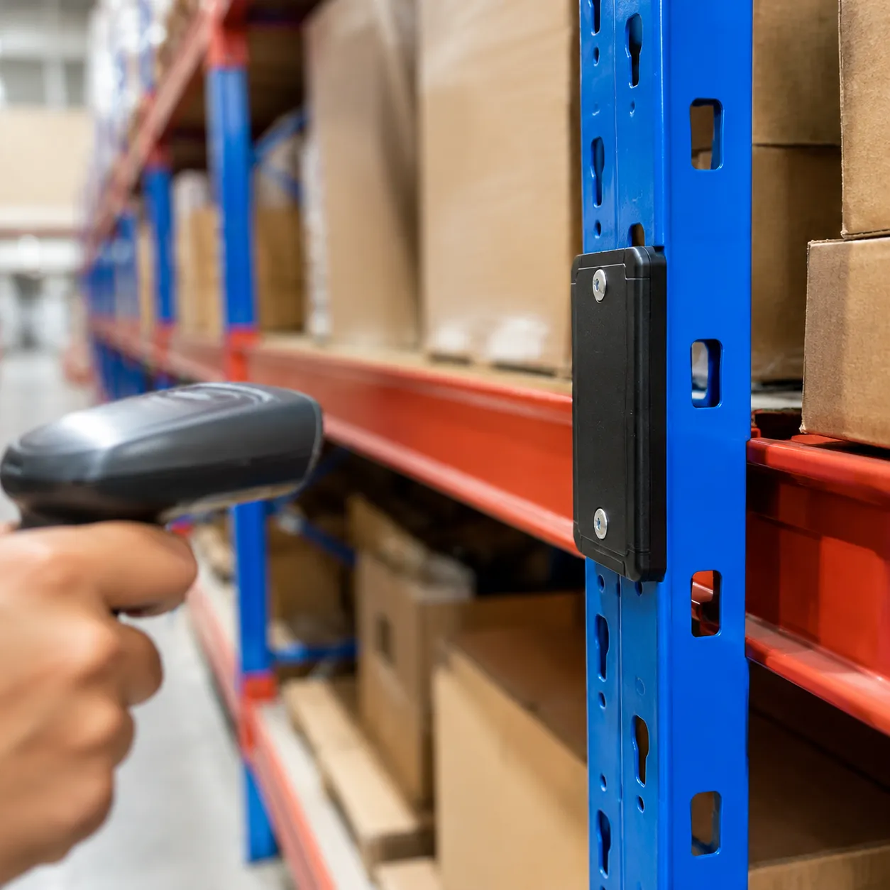 UHF RFID metal tags asset tracking applications